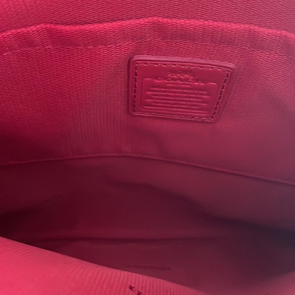 Red Pebble Leather Bag - Picture 4 of 7